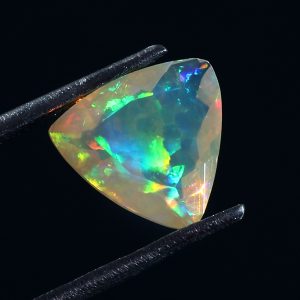 1.45 Cts Natural ethiopian opal faceted yellow gemstone trillion shape - 413