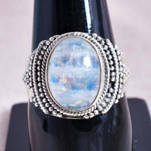 Natural Moonstone & Solid 925 Sterling Silver Gemstone Ring - R 1520