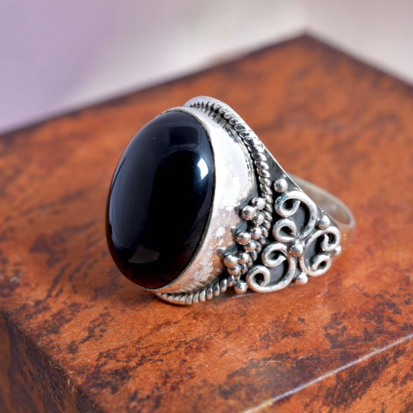 Natural Black onyx & Solid 925 Sterling Silver Gemstone Ring - R 1562