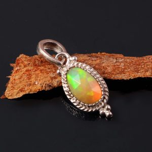 Ethiopian Opal 925 Sterling Silver Pendant Jewelry, Opal Jewelry P-500