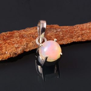 Natural ethiopian Opal Stone 925 Sterling Silver Pendant Jewelry P-539