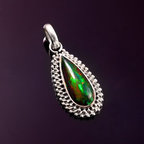 Natural Ethiopian Opal Stone 925 Sterling Silver Pendant Jewelry P-742