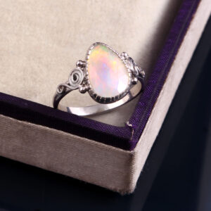 Natural Ethiopian White Opal 925 Sterling Silver Gemstone Ring - R360