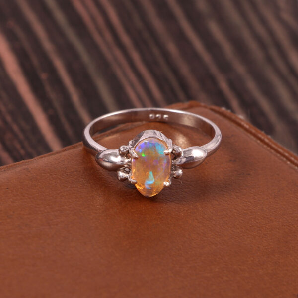 Natural Ethiopian Opal 925 Sterling Silver Gemstone Ring - R552