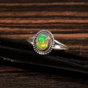 Gemstone Natural Ethiopian Opal 925 Sterling Silver Gemstone Ring - R644
