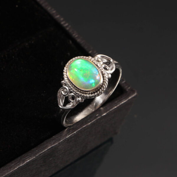 Gemstone Natural Ethiopian Opal 925 Sterling Silver Gemstone Ring - R646