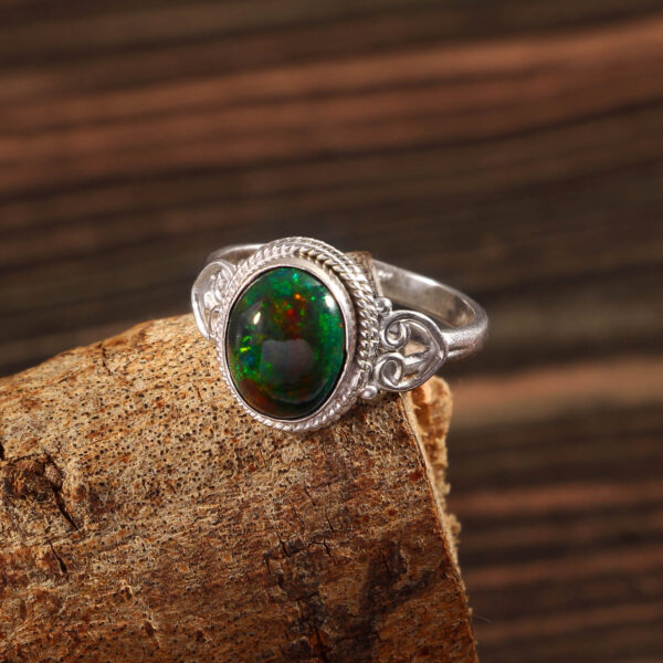 Natural Ethiopian Opal Stone 925 Sterling Silver Gemstone Ring - R701
