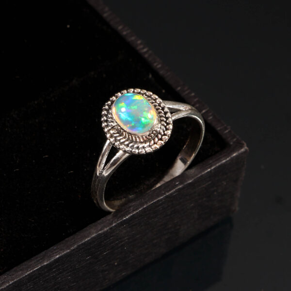 Gemstone Natural Ethiopian Opal 925 Sterling Silver Gemstone Ring - R647